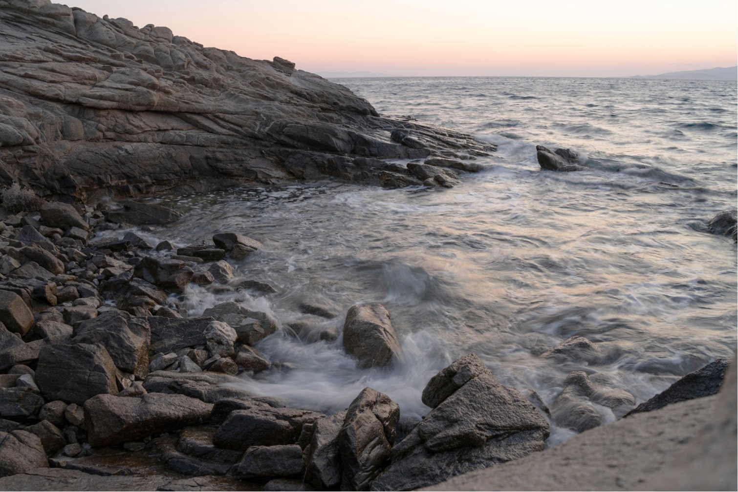 TAMRON 25-200mm F2.8-5.6 G2 (Model A075)　Focal length: 25mm　Exposure: F5.6　Shutter Speed: 1/6sec　ISO: 100