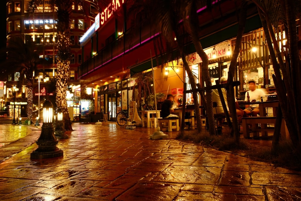 TAMRON 18-300mm F3.5-6.3 (Model B061)　초점거리: 18mm　조리개: F7.1　셔터스피드: 1.3초　ISO: 160